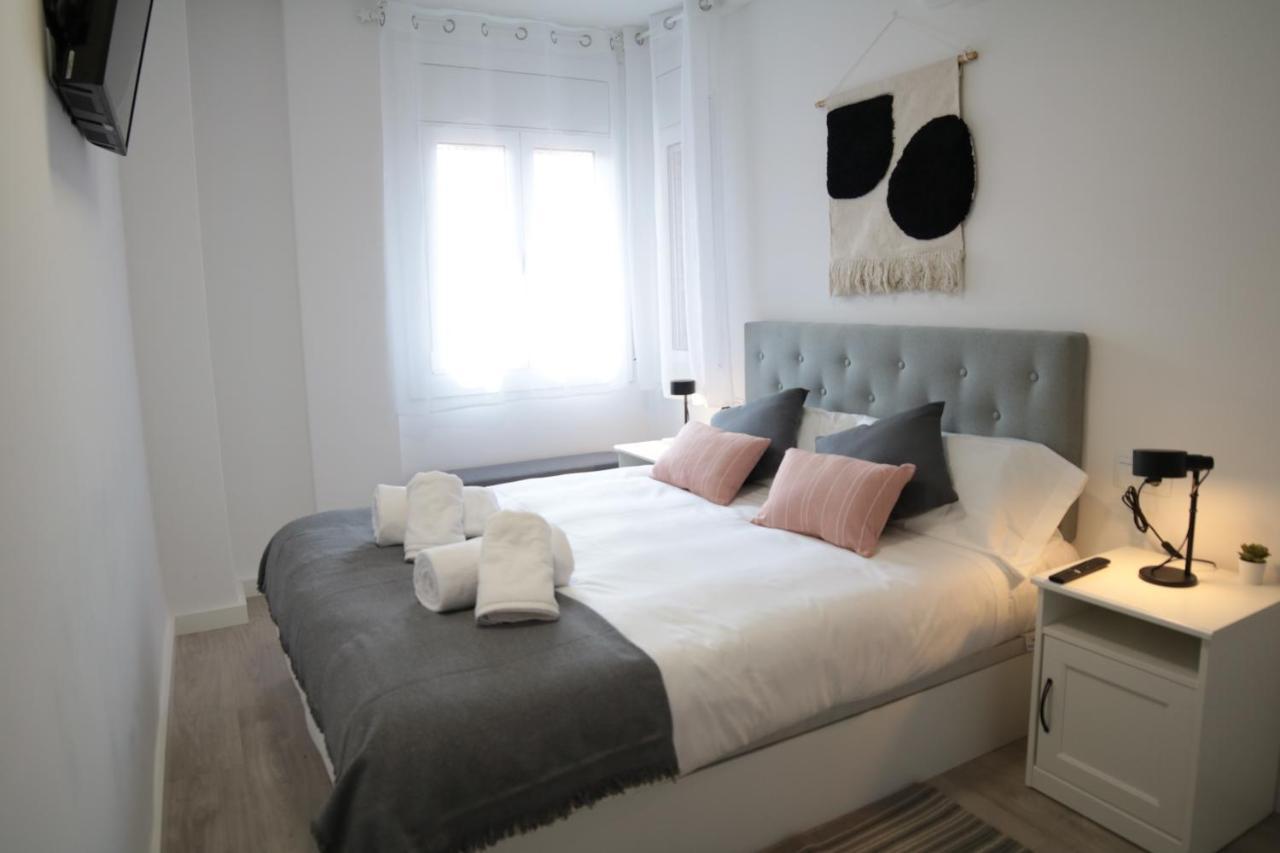 Modern Apartament Al Costat Del Parc De La Devesa Girona Bagian luar foto