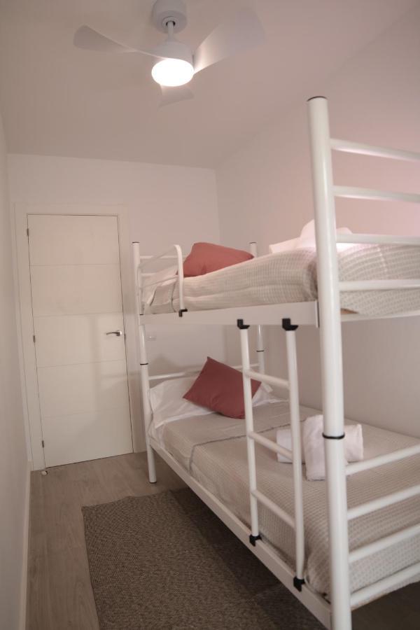 Modern Apartament Al Costat Del Parc De La Devesa Girona Bagian luar foto
