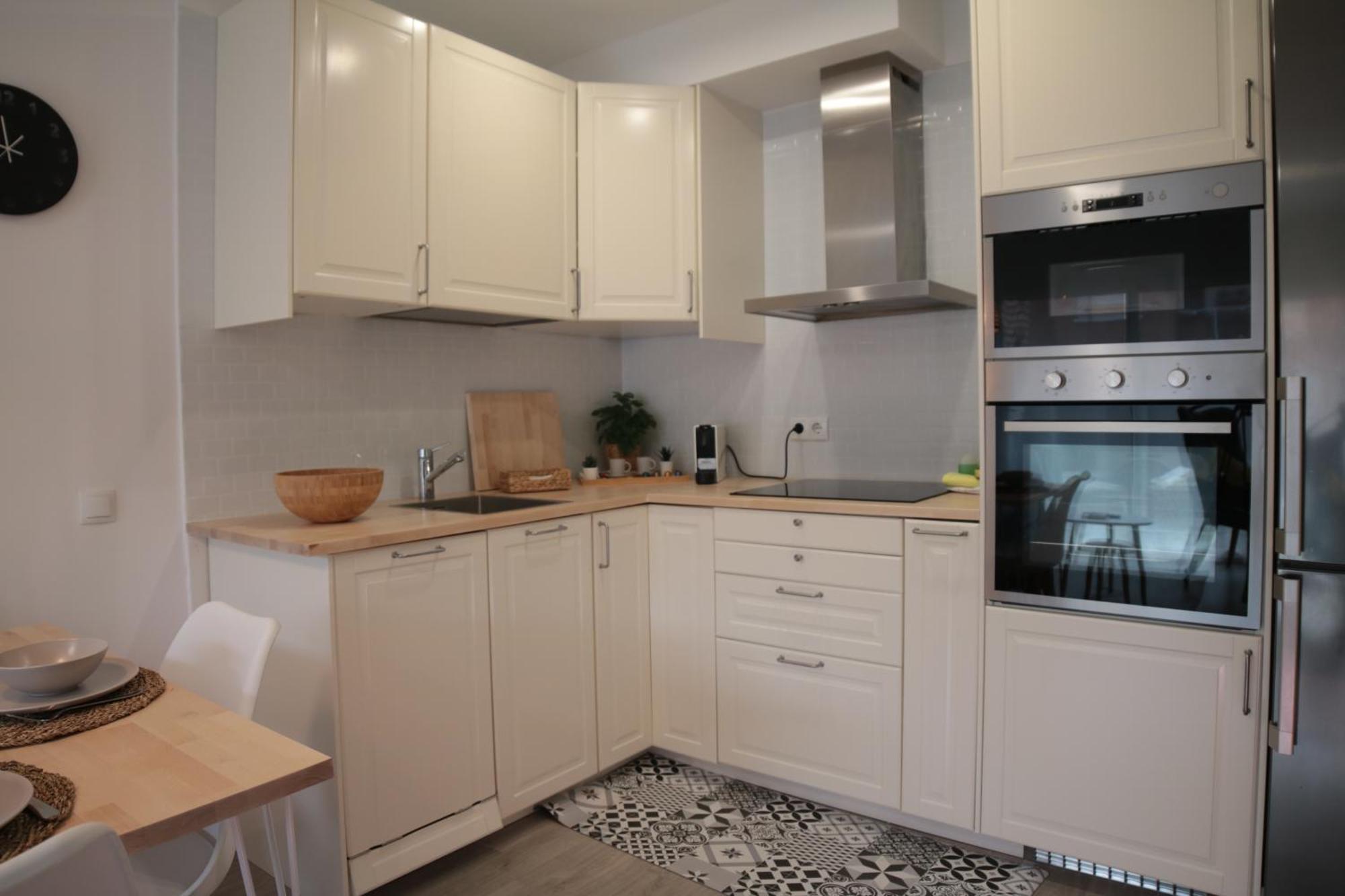 Modern Apartament Al Costat Del Parc De La Devesa Girona Bagian luar foto